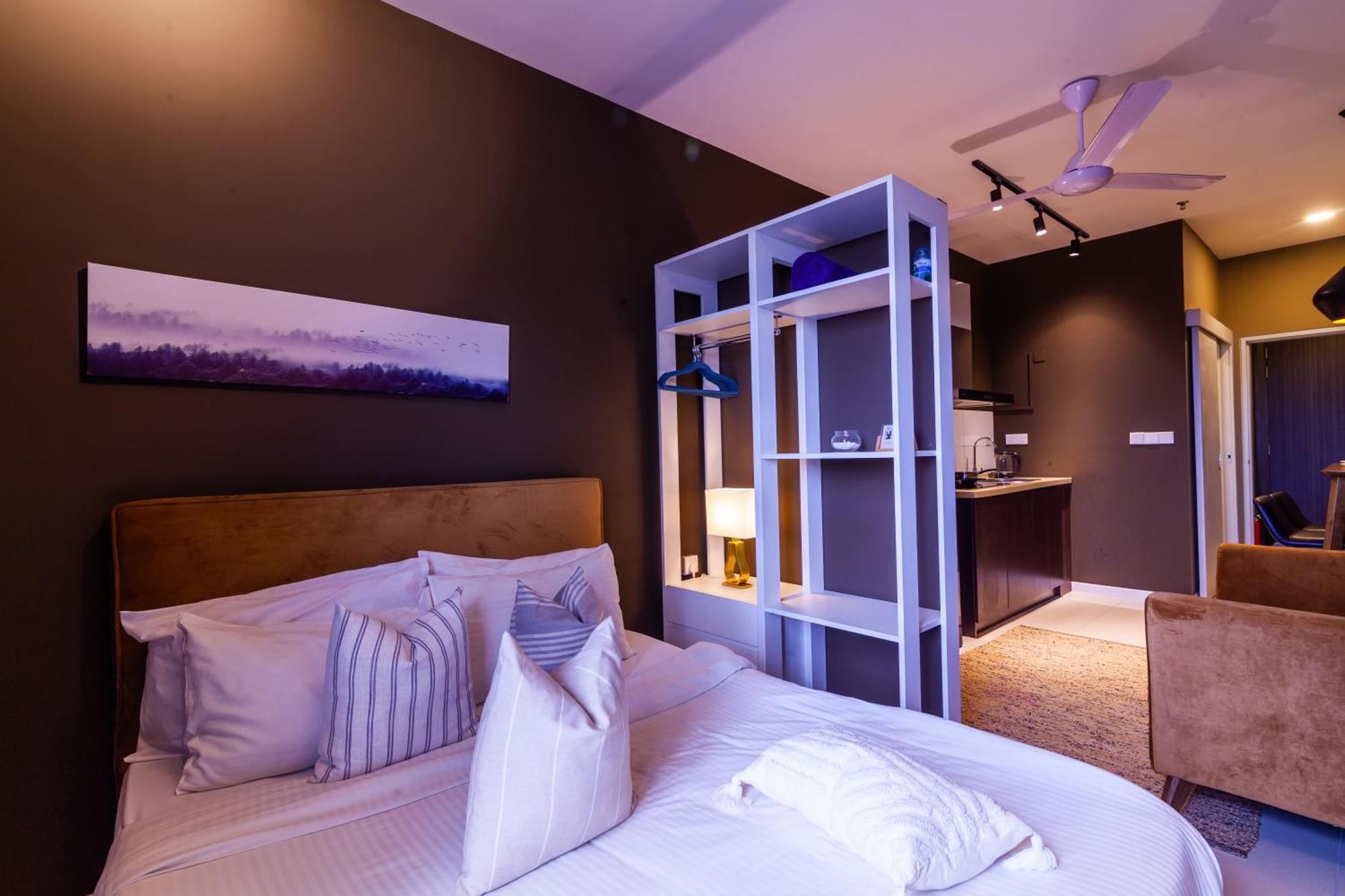 Highpark Suites In Petaling Jaya, Kelana Jaya By Plush Kampong Baharu Sungai Way Værelse billede