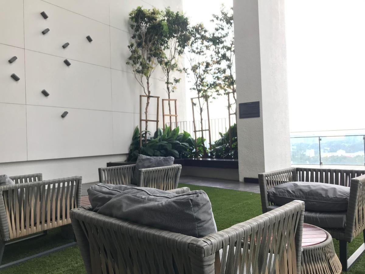 Highpark Suites In Petaling Jaya, Kelana Jaya By Plush Kampong Baharu Sungai Way Eksteriør billede
